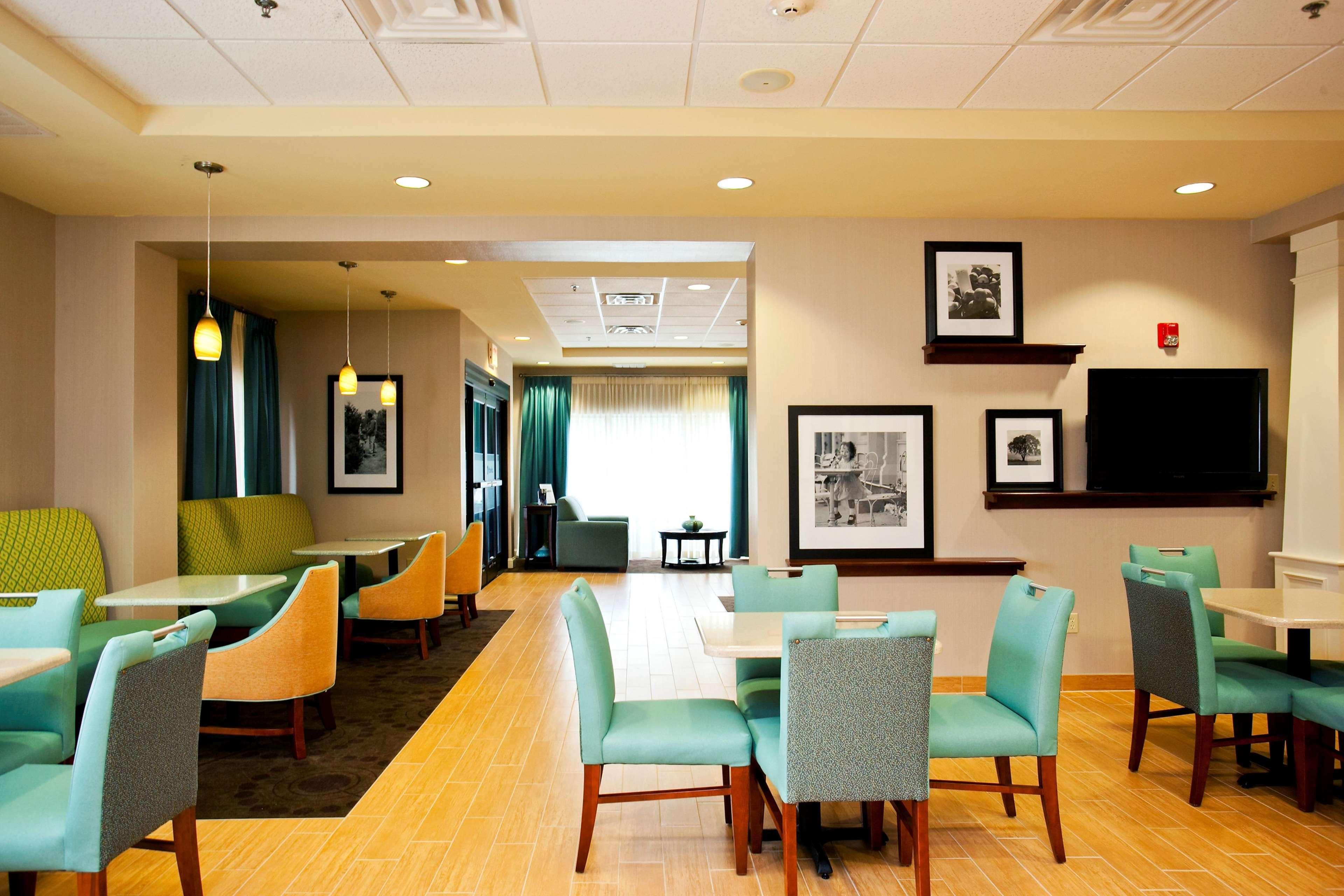 Hampton Inn Buffalo-Airport Galleria Mall Cheektowaga Exterior photo